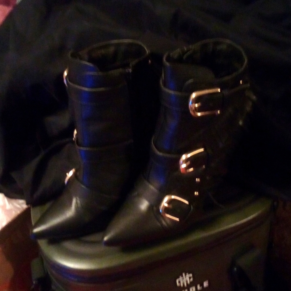 Women shoes